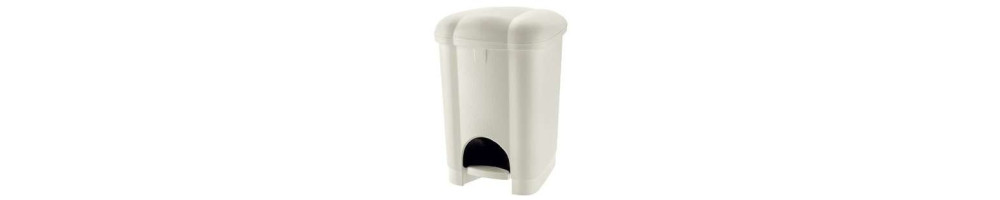 Poubelles en Plastique